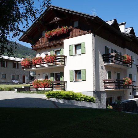 Casa Le Rondini Apartment Valdisotto Ngoại thất bức ảnh