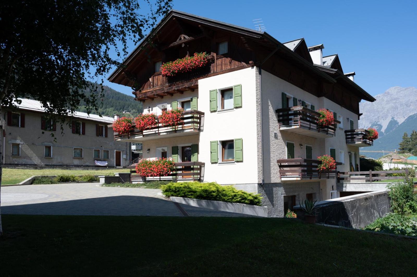 Casa Le Rondini Apartment Valdisotto Ngoại thất bức ảnh